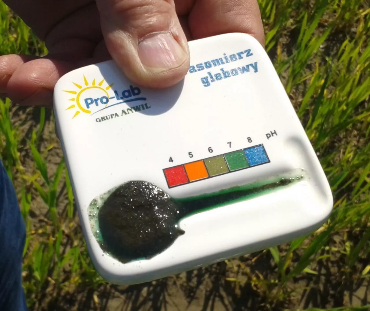 pH, odczyn gleby, miernik odczynu gleby, kwasomierz