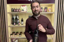 Paweł Eggert, Aronia Eggert