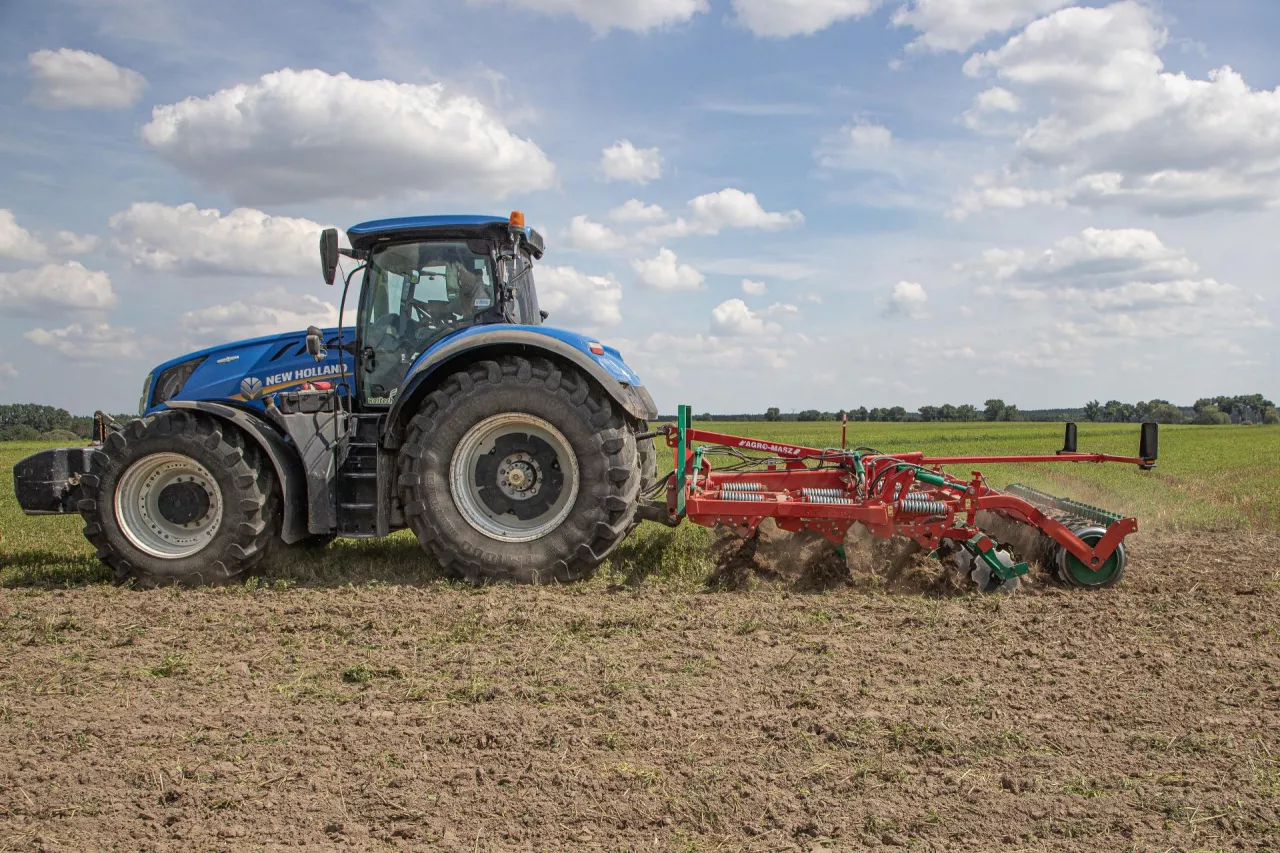 Test kultywatora Agro-Masz Runner 40H