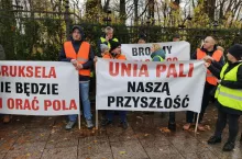 Protest rolników zgromadził ok. 600-700 osób