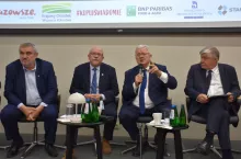 Od lewej: Krzysztof Ardanowski, dr Tomasz Nawrocki, Czesław Siekierski, Krzysztof Jurgiel