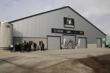 Obora została wybudowana w Brzeziu w okolicy Gostynia w województwie wielkopolskim.