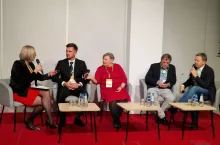 prof. Hansgeorg Schönberger z N.U. Agrar GmbH, Michał Nowacki oraz dr hab. prof. UPP Zuzanna Sawinska. 1