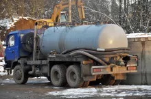 Z danych GUS wynika, że ponad połowa mieszkańców obszarów wiejskich wciąż nie jest podłączona do systemu odprowadzania ścieków