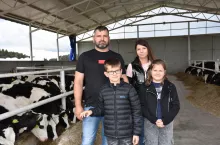 Marta i Piotr Polewscy ze wsi Zakrzyn Glapiniec (pow. kaliski, gm. Lisków) mają syna Pawła oraz córkę Marcelinę (wszyscy na zdjęciu).