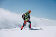 Twardość butów narciarskich (flex) – co oznacza w praktyce?