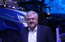 Carlo Lambro, New Holland