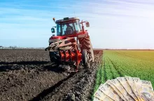 pole, traktor, banknoty w rogu po prawej w dole