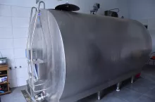 Schładzalnik mleka GEA o pojemności 7 tys. litrów