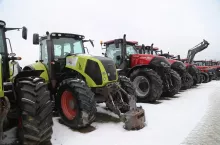 694410