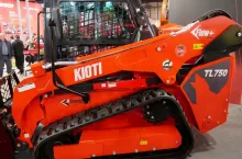 Caterpillar TUL100 – Cat wchodzi do segmentu mini ładowarek bez pukania, fot. źródło Caterpillar