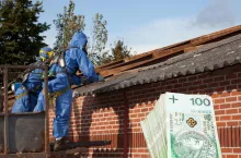 Dopłaty do wymiany dachu z azbestem. Będzie czas do końca roku?