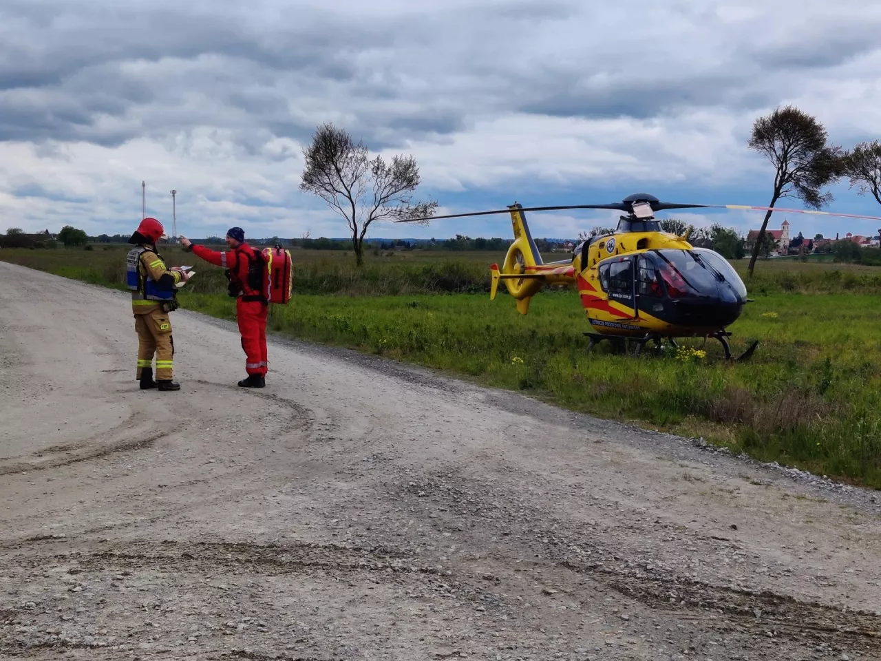 7-letnie dziecko trafiło do szpitala drogą powietrzną