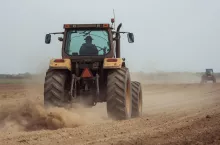 Ile rolnik ma czasu na przerejestrowanie lub zarejestrowanie kupionego ciągnika?
