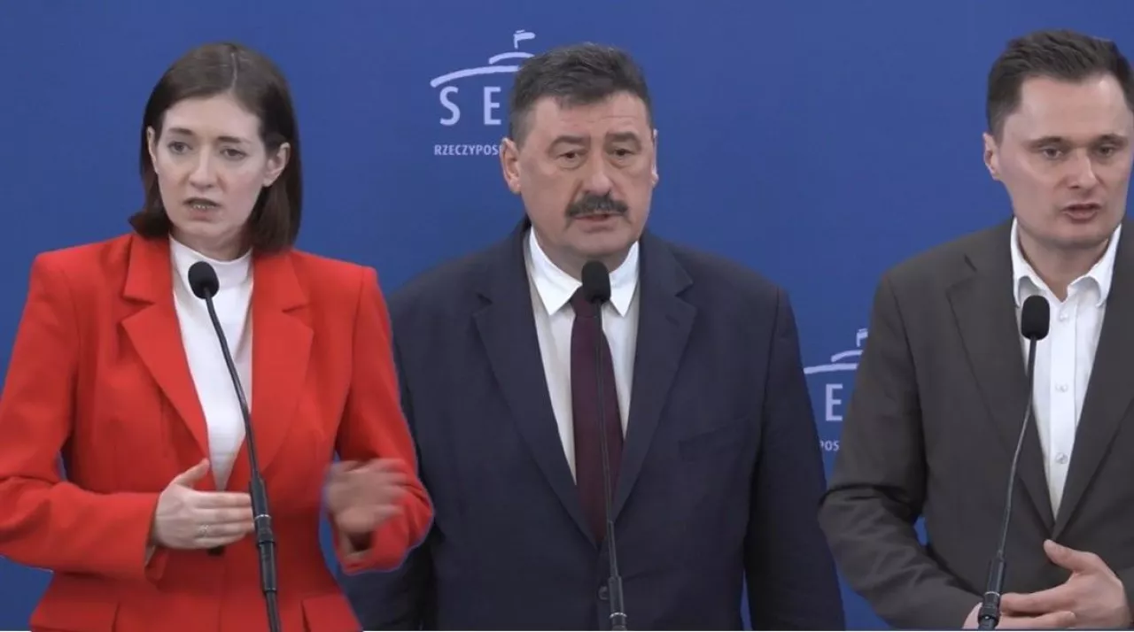Od lewej: posłanka Anna Gembicka (PiS), poseł Ryszard Bartosik (PiS) oraz poseł Krzysztof Ciecióra (PiS)
