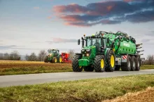 Praca czeka na polskich rolników - operatorów maszyn i urządzeń rolniczych