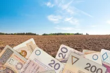 500 zł dopłaty do hektara dla rolników. Jest jeden ważny warunek