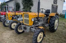 891773