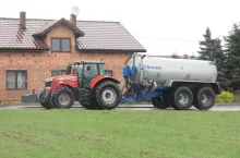 938273