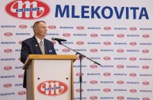 bez podpisu