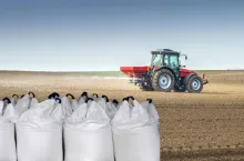 To podbije ceny nawozów. Rolnicy liczą miliardowe straty