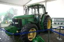 794487