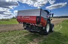 Nowy rozsiewacz Alentix poza nowymi rozwiązaniami technicznymi otrzymał także nowoczesny design. Maszyna ma być użyteczna i podobać się użytkownikom