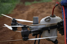 Dron do oprysków, drony, nawożenie