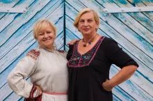 Gabriela Bilkiewicz (po lewej) z Grażyną Łańcucką, wiceprezes stowarzyszenia