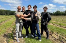 Delegacja z Japonii wizytująca szkółkę i gospodarstwo Andrzeja Krupińskiego