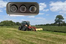 937429