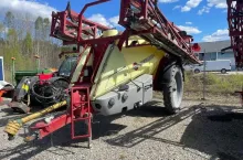 Na licytacji komorniczej jest m.in. ten model opryskiwacza - Hardi Commander 4400