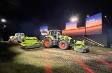 942128