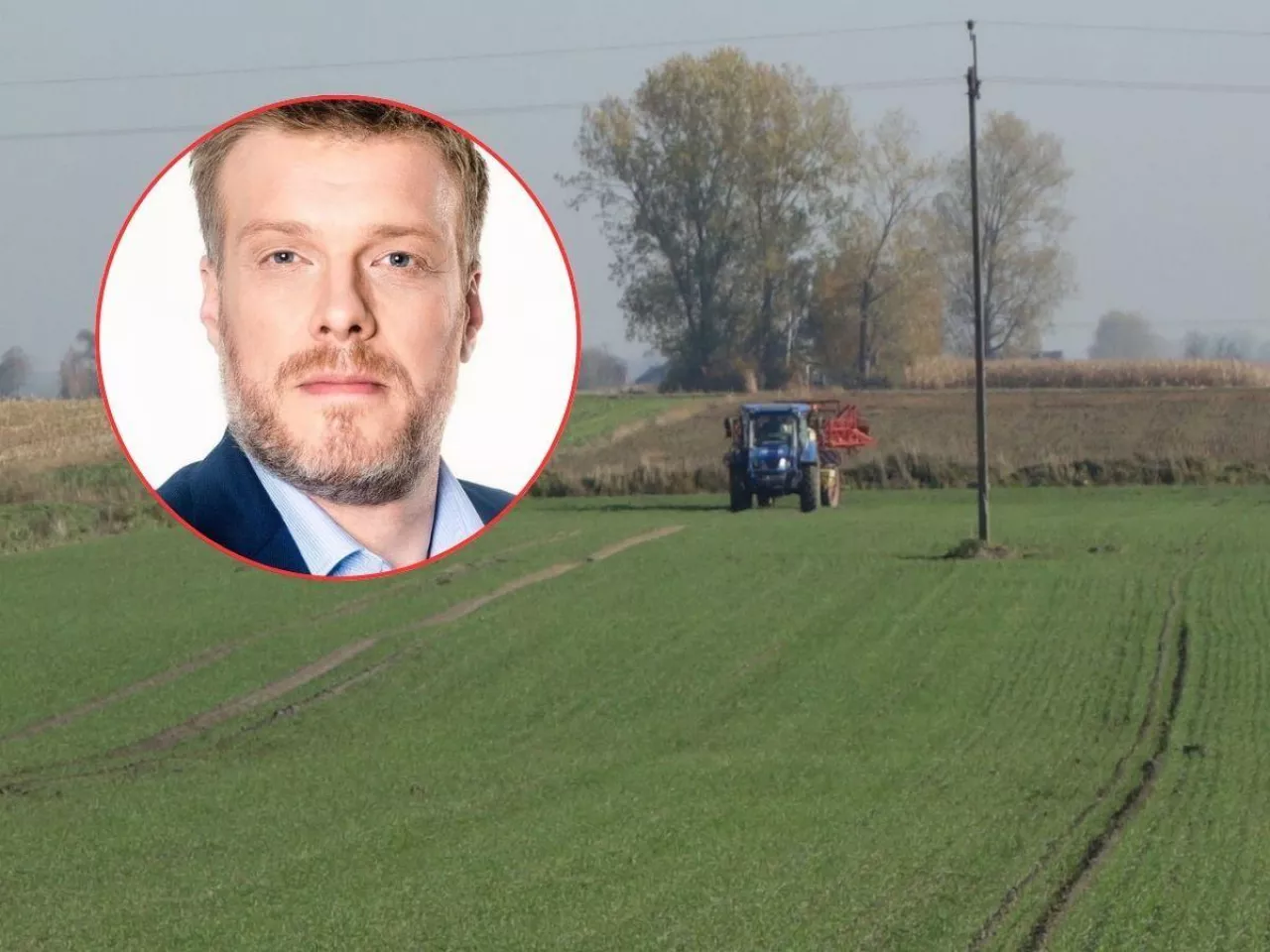 pole, maszyna rolnicza na polu, w kółku twarz Zandberga