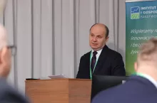 Dopłaty dla rolników po 2027 r. Ekspert wskazuje, na co powinny trafić pieniądze