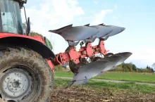 946463