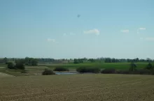 Tak rolnik może legalnie zatrzymać wodę na terenach rolniczych