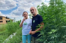 Dariusz Młynarczyk z żoną - plantatorzy konopii z Sobótki