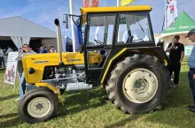 Ursus C-360 3P Sylwestra Domagały na stoisku AgroHorti Media w czasie Agro Show 2026.